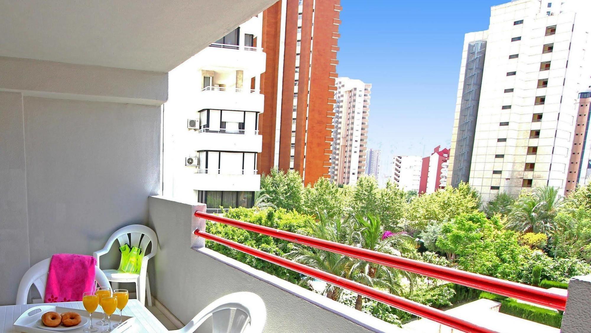 Pierre & Vacances Benidorm Levante Exterior photo